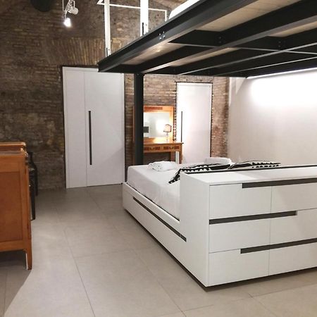 شقة Luxury Loft Capocci 24 Coliseum روما المظهر الخارجي الصورة